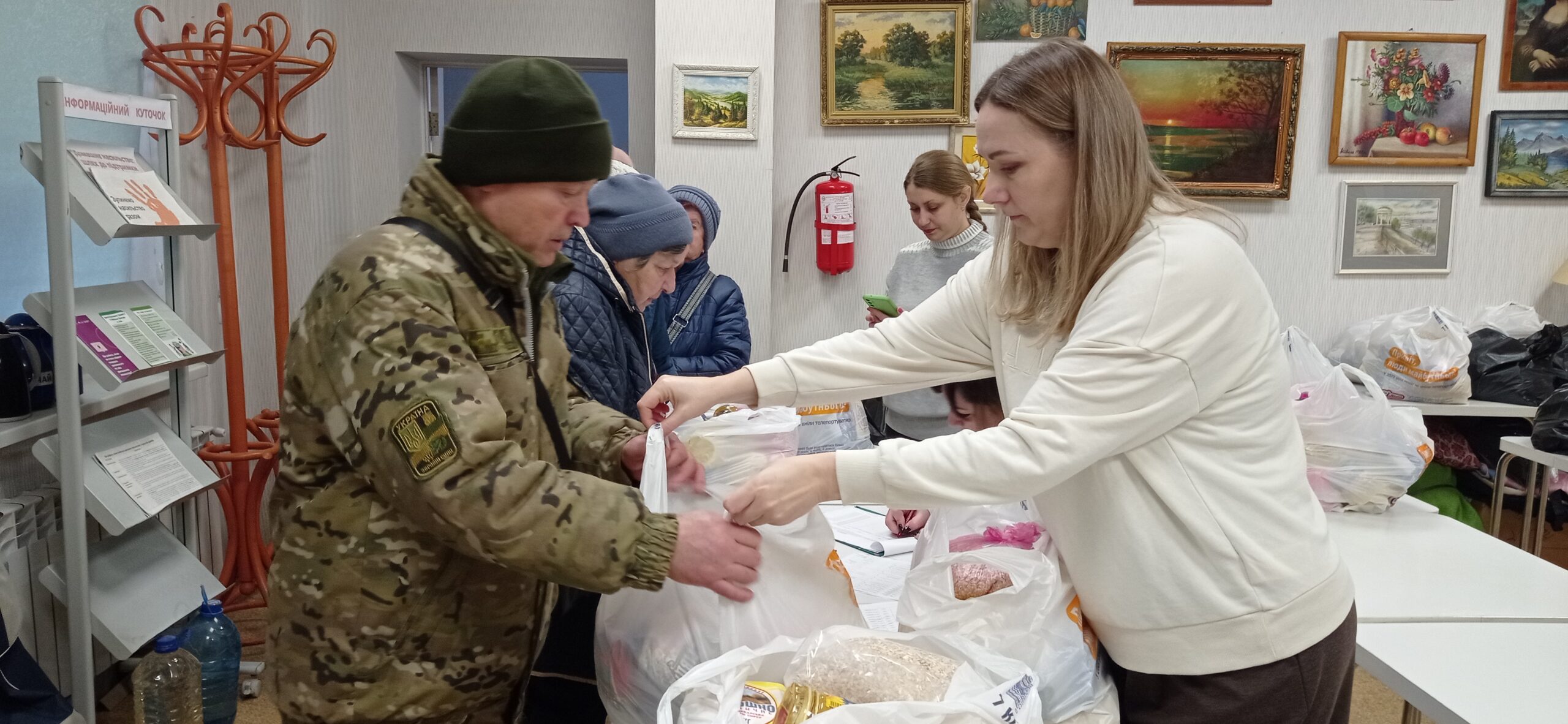 Продуктові набори напередодні дня Збройних Сил України