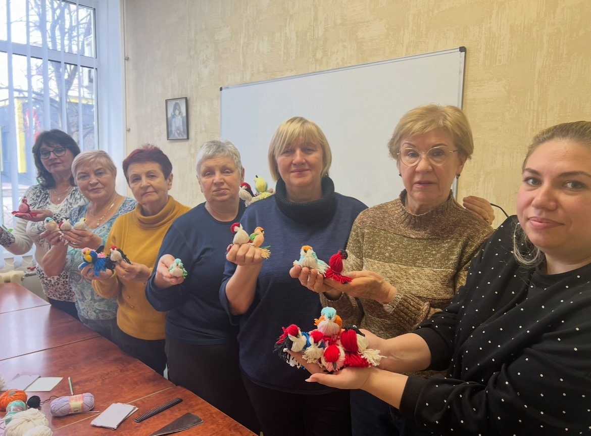 Творчість і спілкування — шлях до активного довголіття